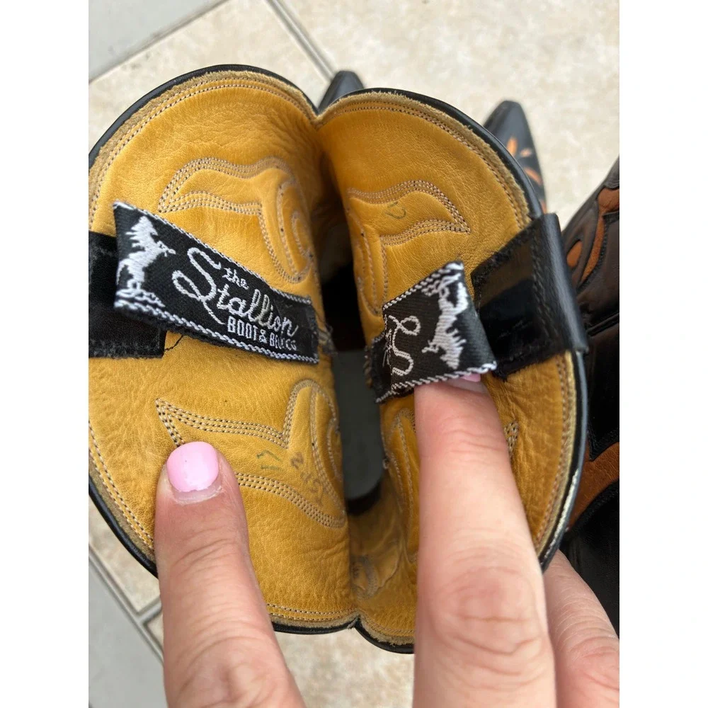 Stunning Handmade leather Cowboy Boots by The Stallion Boot & Belt Co.